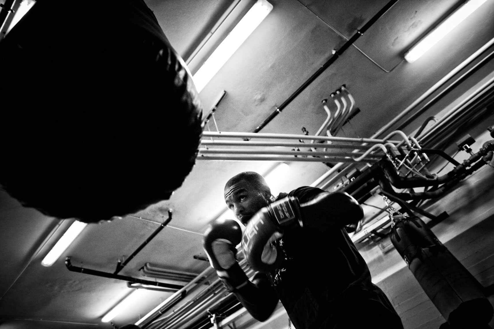 ITALY. Florence, 28th October 2011. Leonard Bundu during the training  in preparation of the match for the EBU (European Boxing Union) Welter Weight crown.